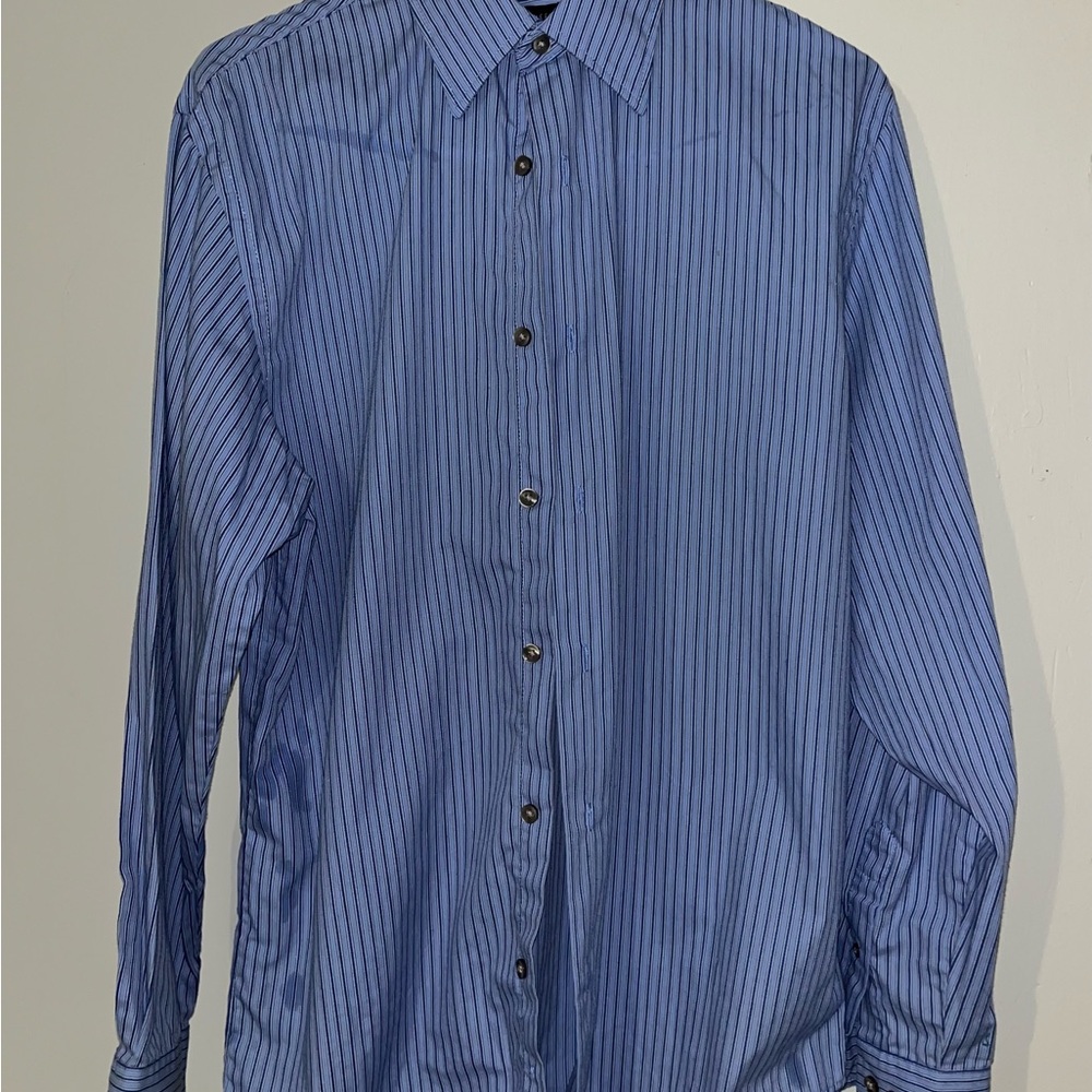Van Heusen Light Blue and Navy Striped Dress Shirt S 14-14 1/2 - Picture 2 of 3